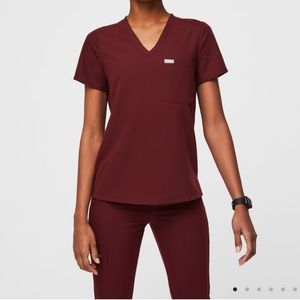 Figs Catarina One Pocket Top in Burgundy